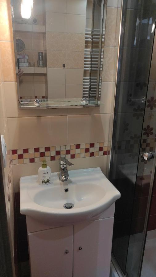Apartman S Vyhladom Na Bojnicky Zamok Бойнице Экстерьер фото